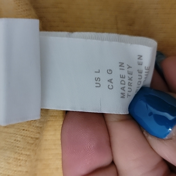 H&M sweater - Picture 3 of 6